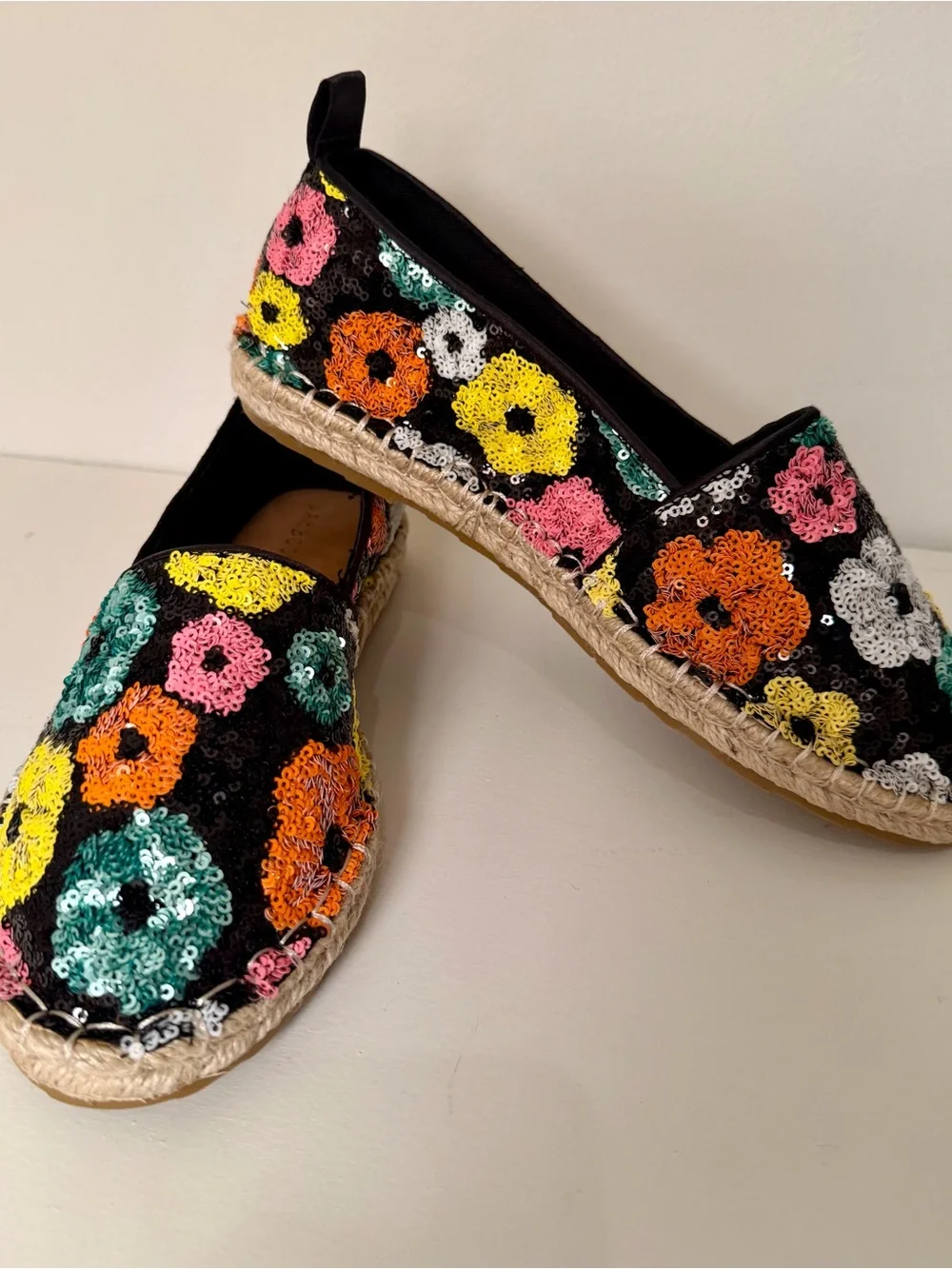 Black Espadrille Slip-Ons Multicolor Sequin Flowers. Size 9. New w/o box.